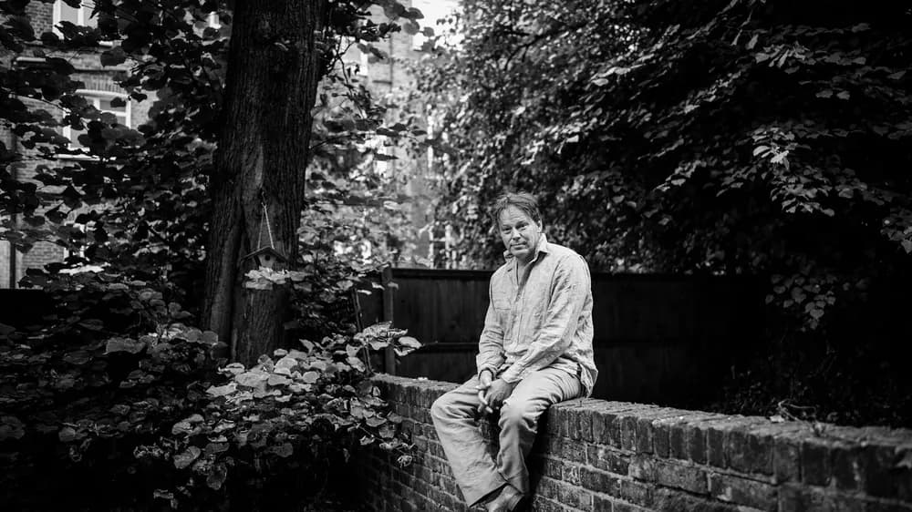 Bullshit Jobs'un yazarı David Graeber.